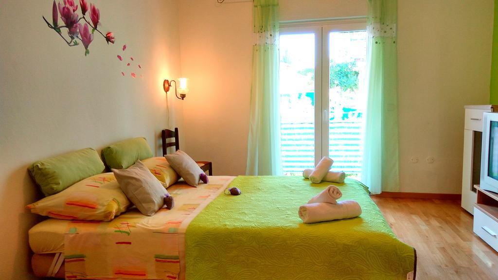 Apartments Desa Petric Hvar Town Exterior photo